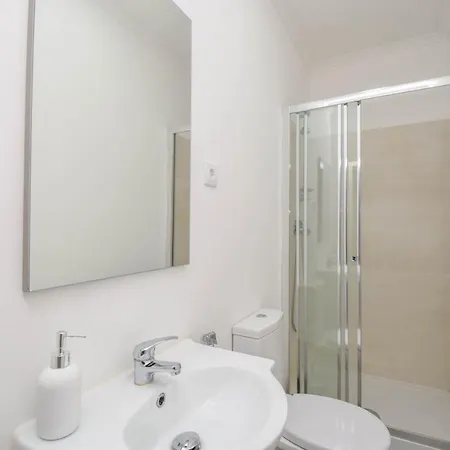 Apartment Laranjal 7 Lisbon